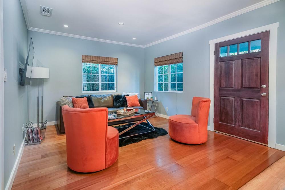 ロサンゼルスStylish 2 Bed & 2 Bath At The Heart Of Hollywood With Free Parking - One Car Onlyアパートメント エクステリア 写真