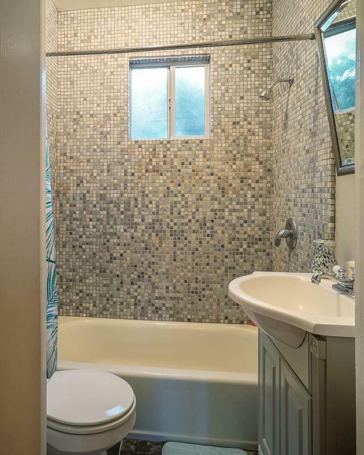 ロサンゼルスStylish 2 Bed & 2 Bath At The Heart Of Hollywood With Free Parking - One Car Onlyアパートメント エクステリア 写真