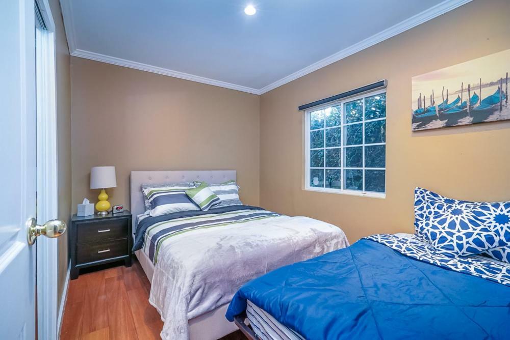 ロサンゼルスStylish 2 Bed & 2 Bath At The Heart Of Hollywood With Free Parking - One Car Onlyアパートメント エクステリア 写真