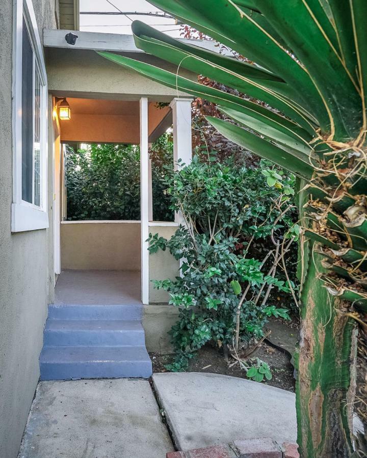 ロサンゼルスStylish 2 Bed & 2 Bath At The Heart Of Hollywood With Free Parking - One Car Onlyアパートメント エクステリア 写真